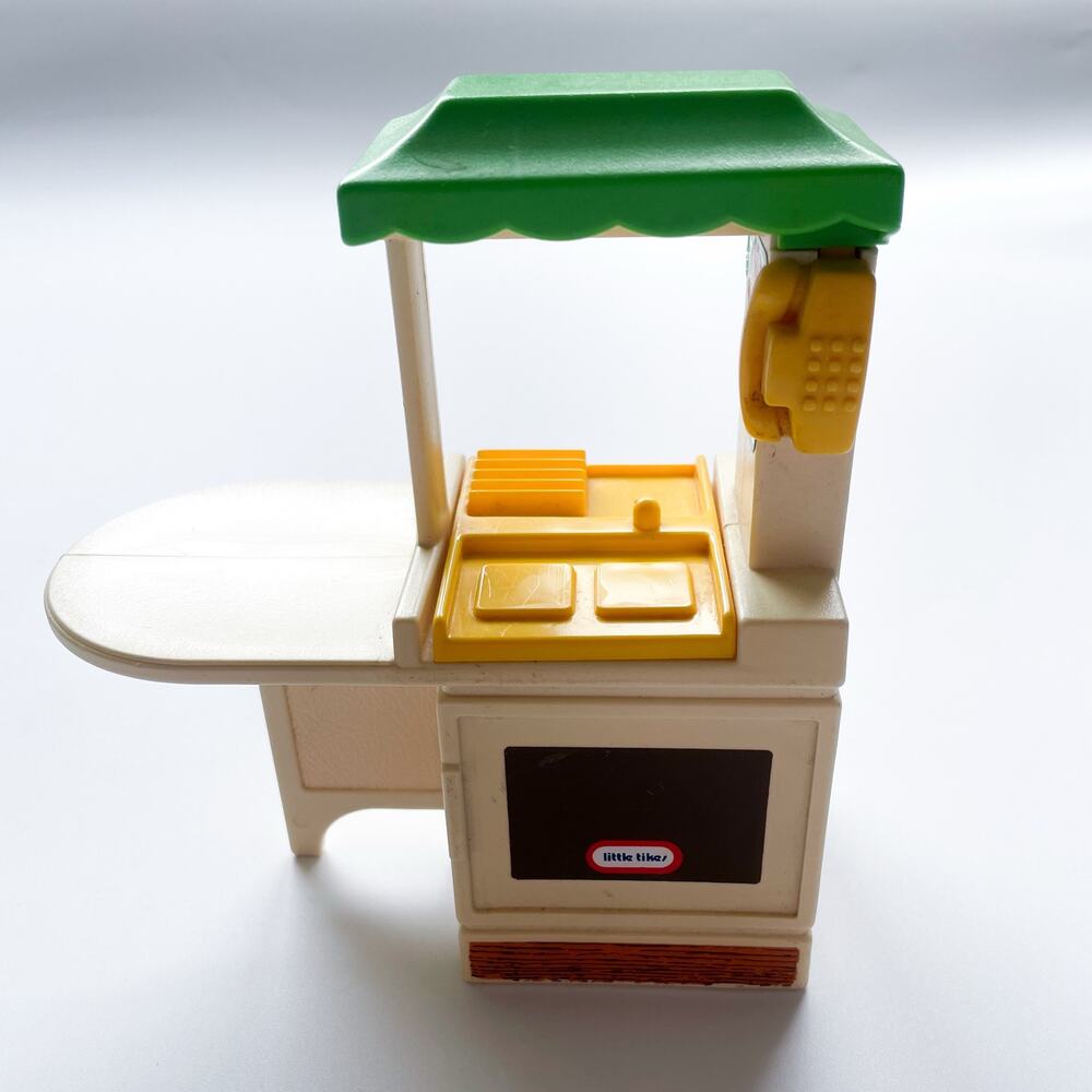Vintage Little Tikes Dollhouse Kitchen Oven Sink Accessories